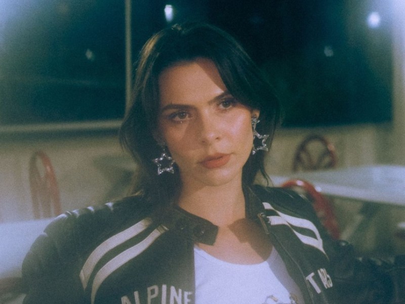 Estella Dawn – “Hometown”